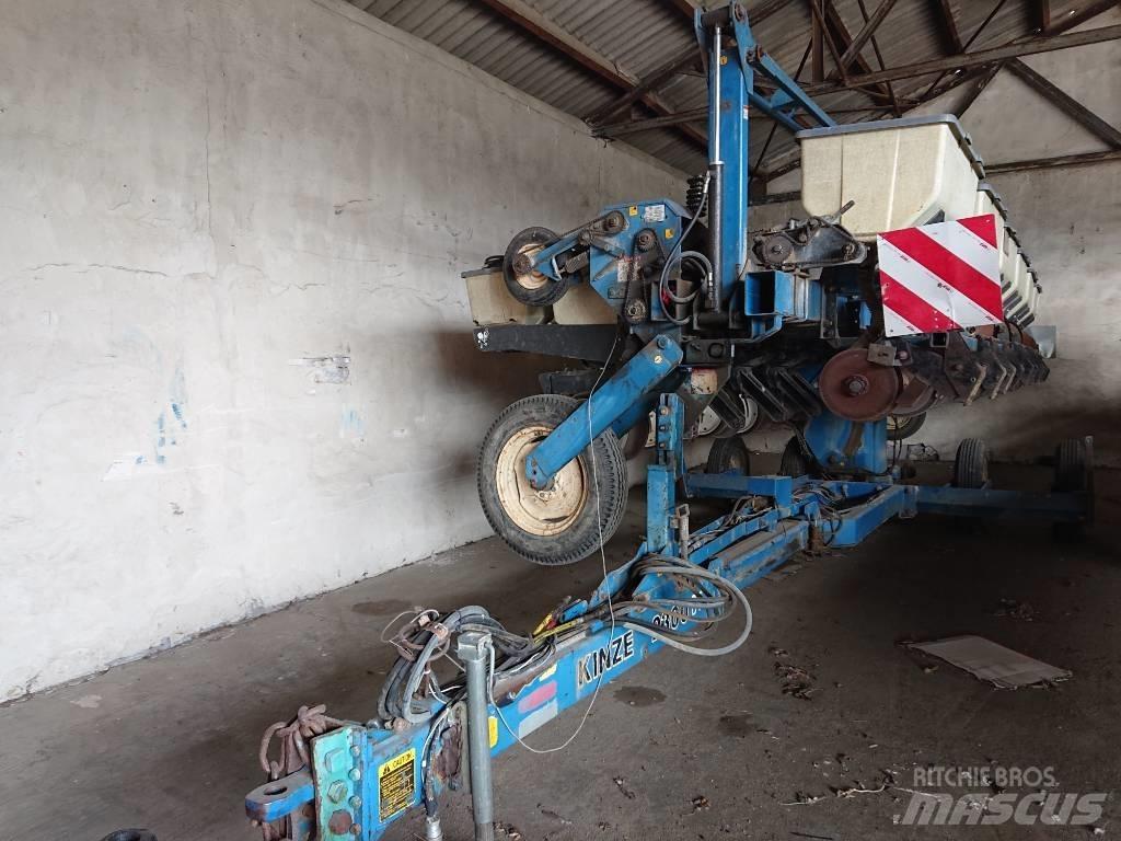 Kinze 2300 Přesné secí stroje