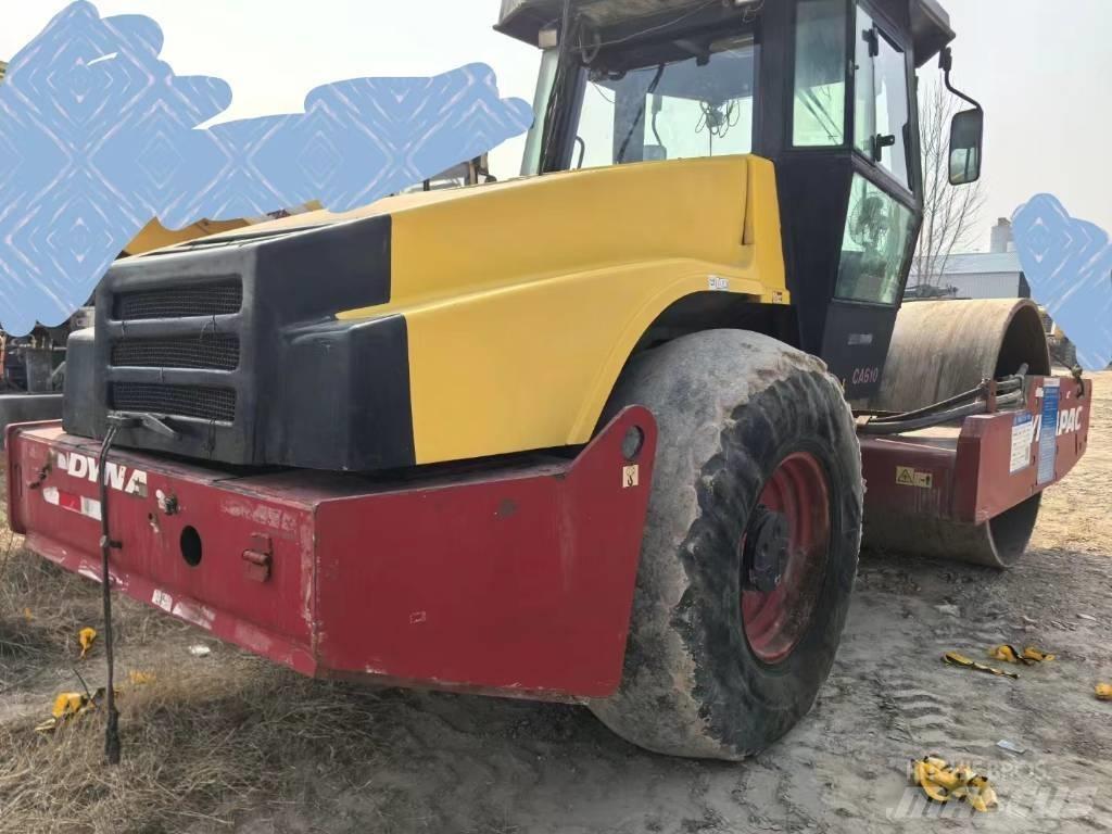 Dynapac 610AC Kombinované válce