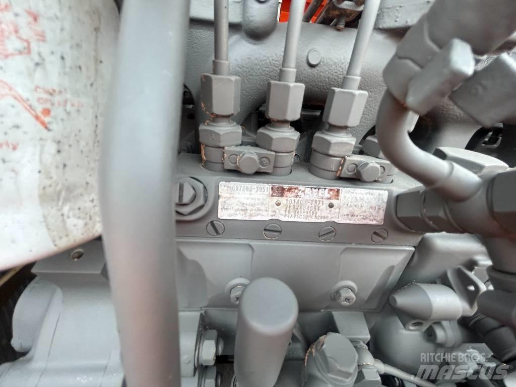 Hitachi ZX 60 Pásová rýpadla