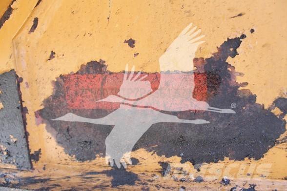 CASE 330B Kloubové dempry