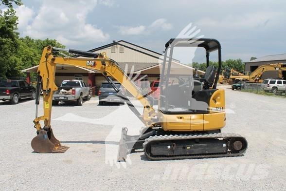 CAT 303.5E2 CR Mini rýpadla < 7t