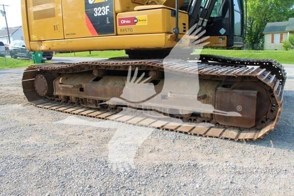 CAT 323FL Pásová rýpadla