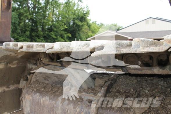 CAT 330BL Pásová rýpadla