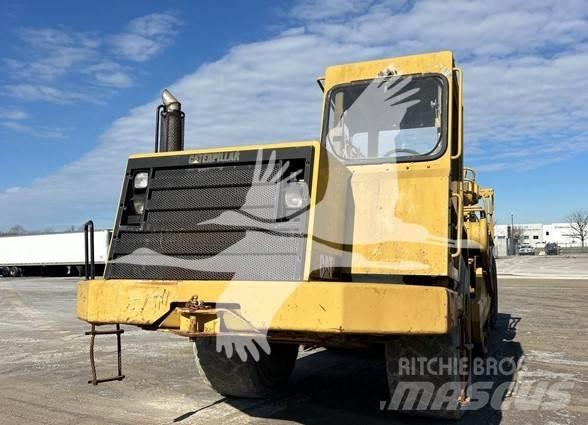 CAT 615C II Skrejpry