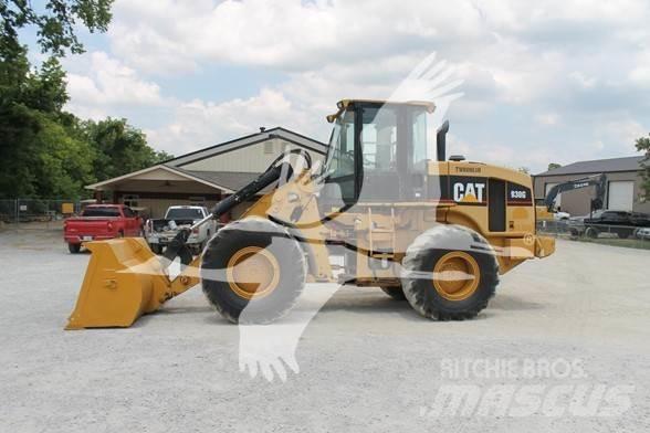 CAT 930G Kolové nakladače