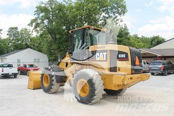CAT 930G Kolové nakladače