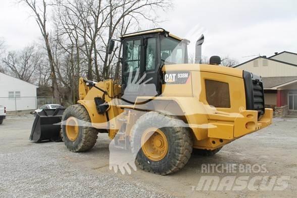 CAT 938M Kolové nakladače