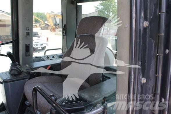 CAT 953C Pásové nakladače