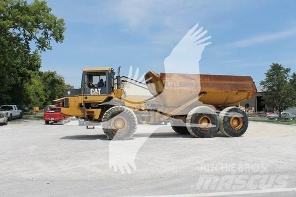 CAT D350E Kloubové dempry