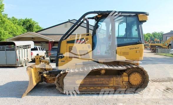 CAT D4K2 LGP Pásové dozery