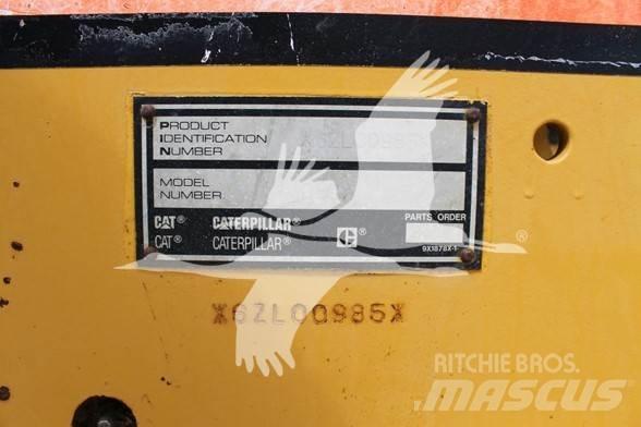 CAT D5C LGP Pásové dozery