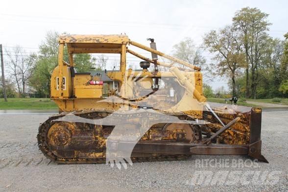 CAT D6C Pásové dozery