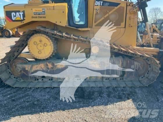 CAT D6T Pásové dozery