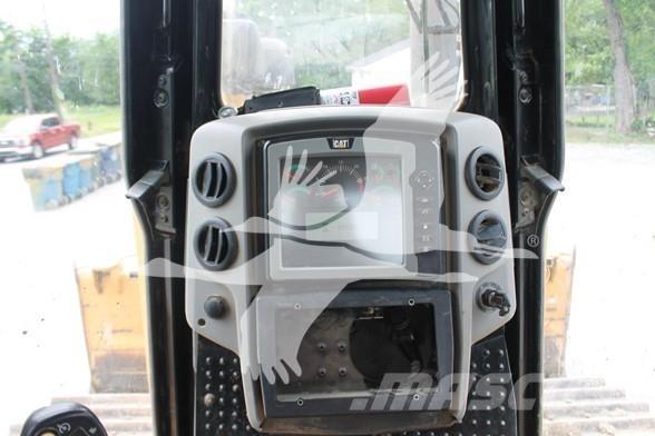 CAT D6T LGP Pásové dozery