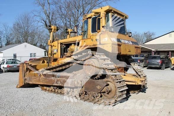 CAT D8N Pásové dozery