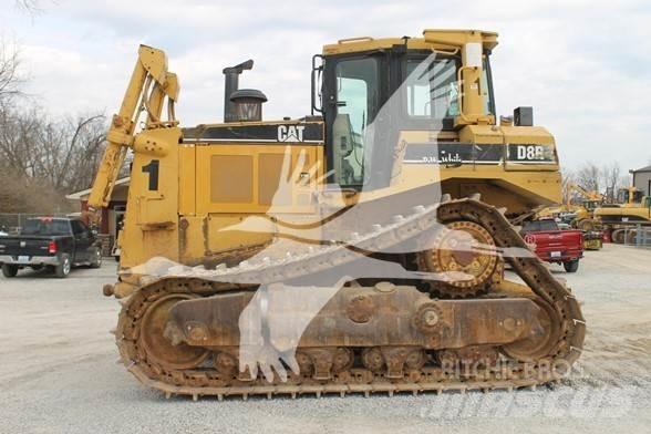 CAT D8R Pásové dozery