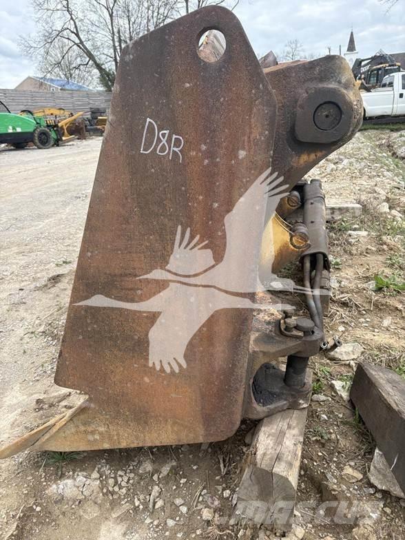 CAT D8R II Pásové dozery