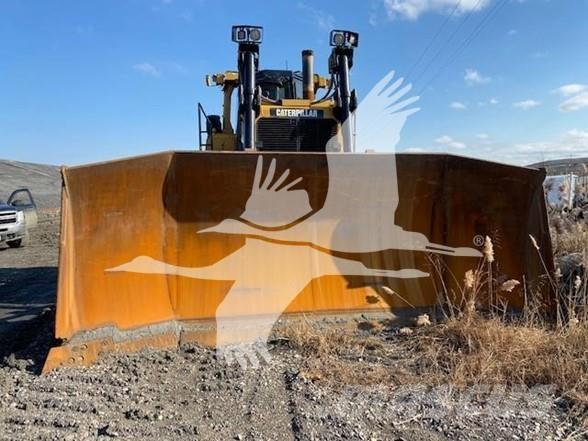 CAT D9T Pásové dozery