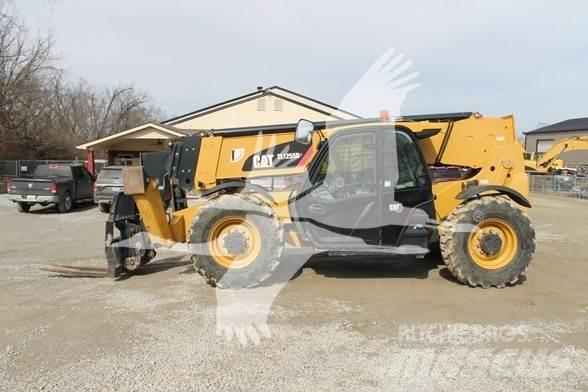 CAT TL1255D Teleskopické manipulátory