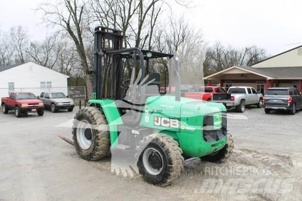 JCB 930 Terénní vysokozdvižné vozíky