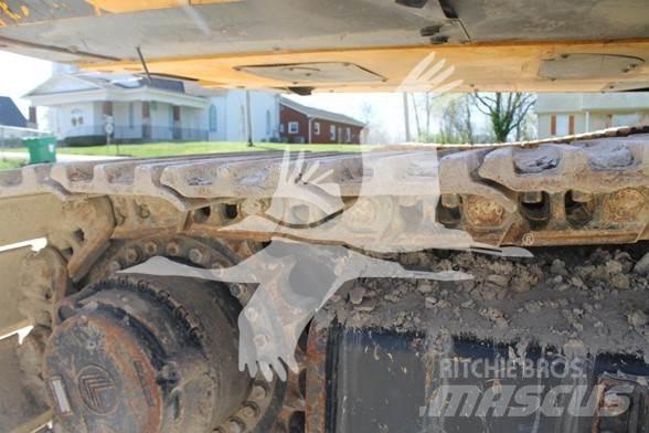JCB JS300 Pásová rýpadla