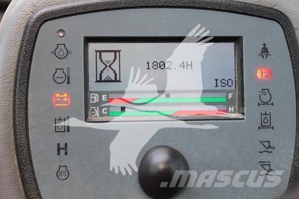 Yanmar T210-1 Smykem řízené nakladače