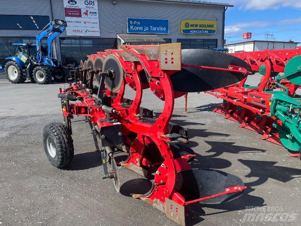Akpil KM180R Oboustranné pluhy