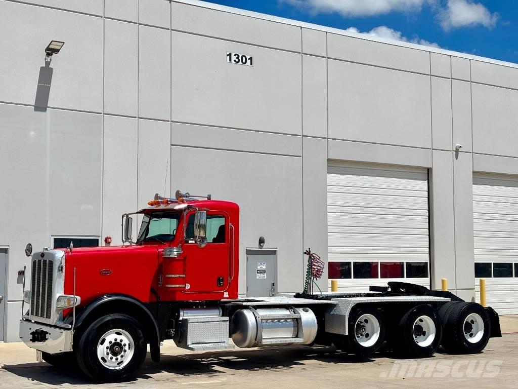 Peterbilt 389 Tahače