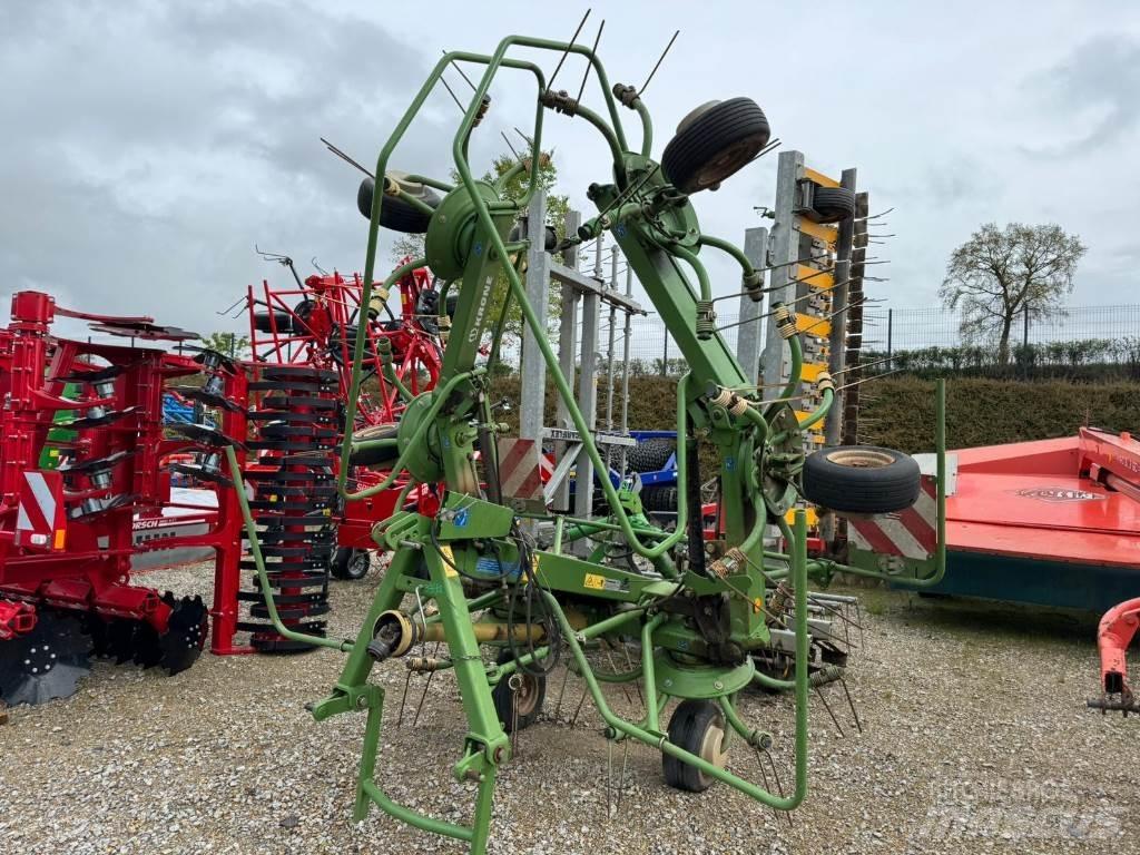 Krone KW672/6 Obraceče a shrabovače sena