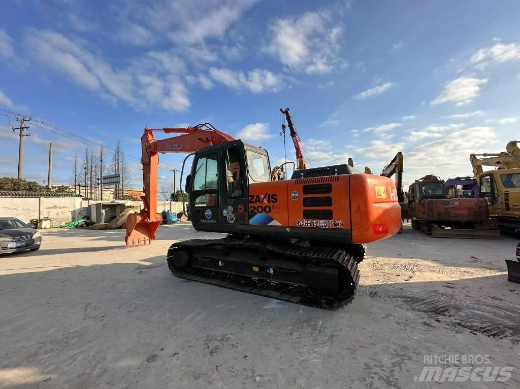 Hitachi ZX 200 Mini rýpadla < 7t
