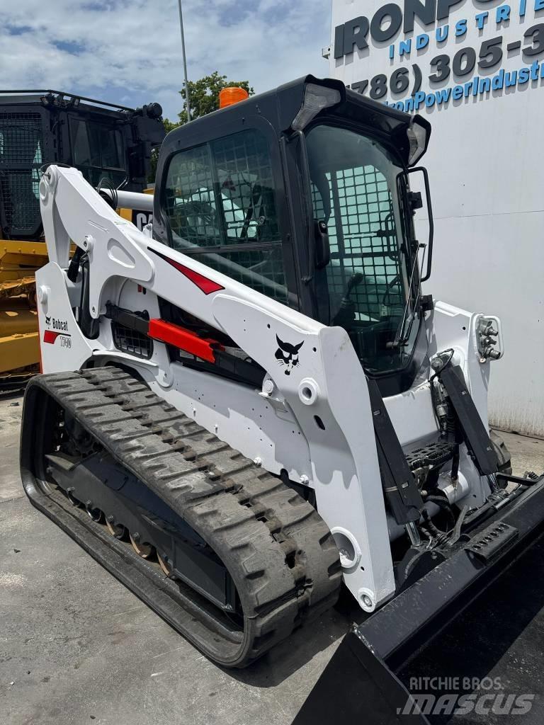 Bobcat T 740 Smykem řízené nakladače