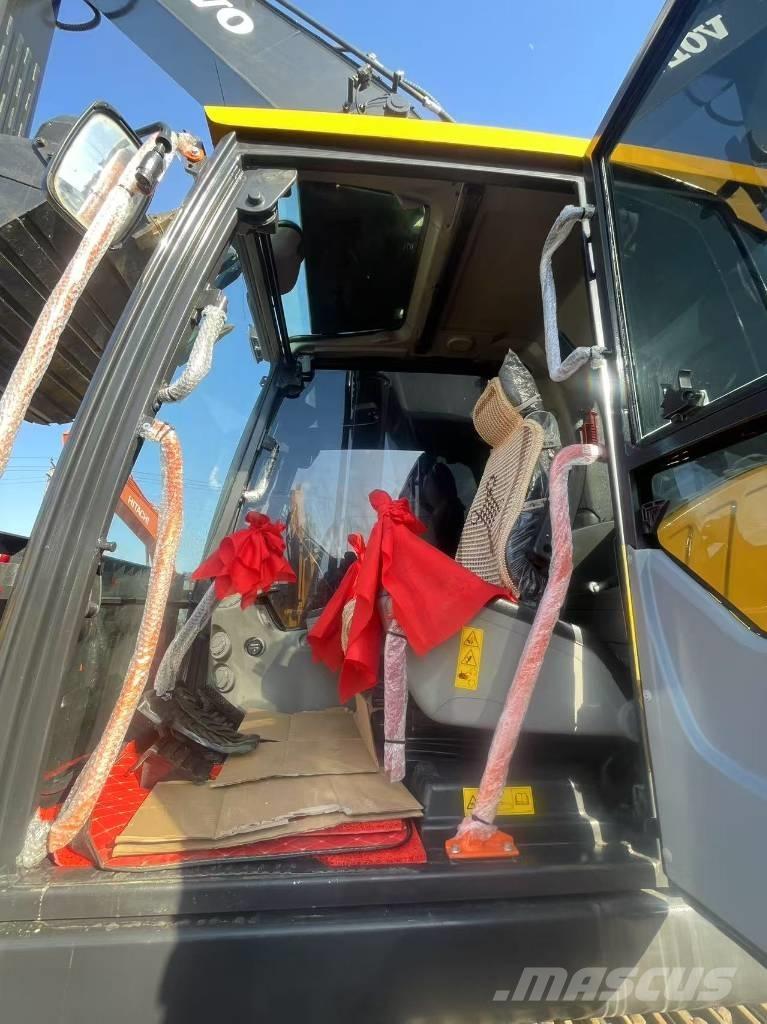 Volvo EC300 Pásová rýpadla