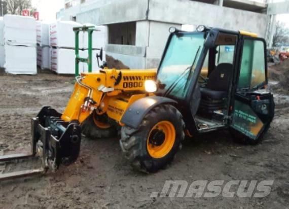JCB 525-60 Teleskopické manipulátory