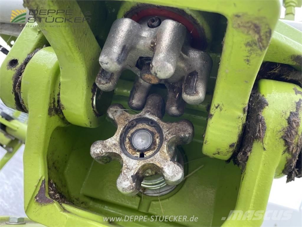 CLAAS Volto 900 Obraceče a shrabovače sena