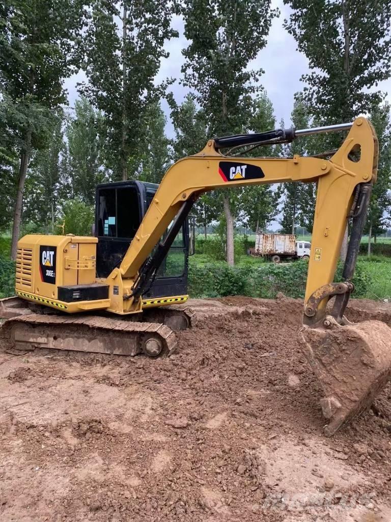 CAT 306E2 Mini rýpadla < 7t