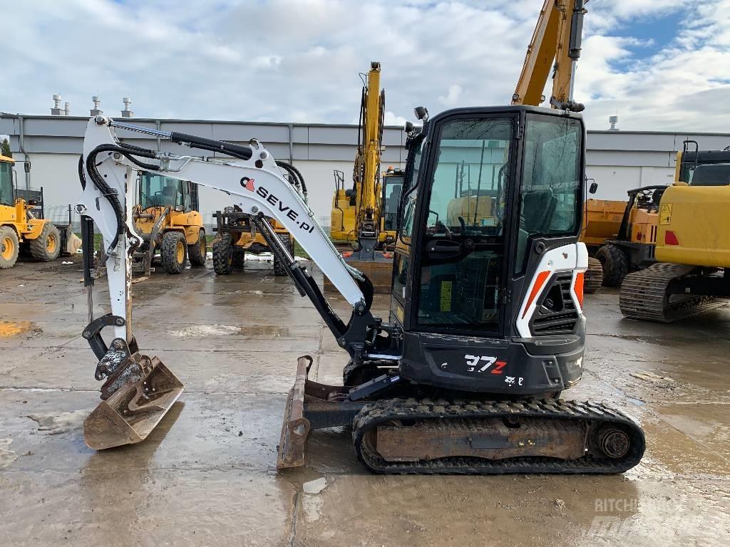 Bobcat E 27 Z Mini rýpadla < 7t
