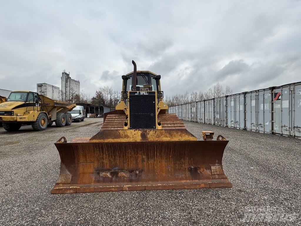 CAT D 5 M LGP Pásové dozery