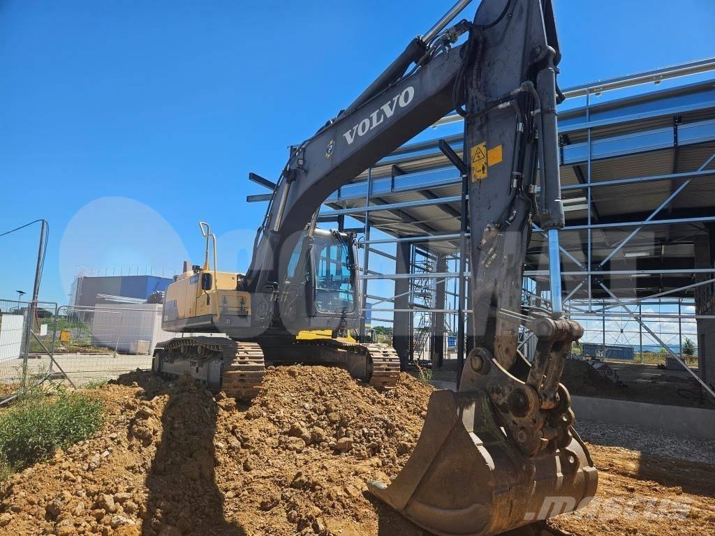 Volvo EC 220 DL Pásová rýpadla