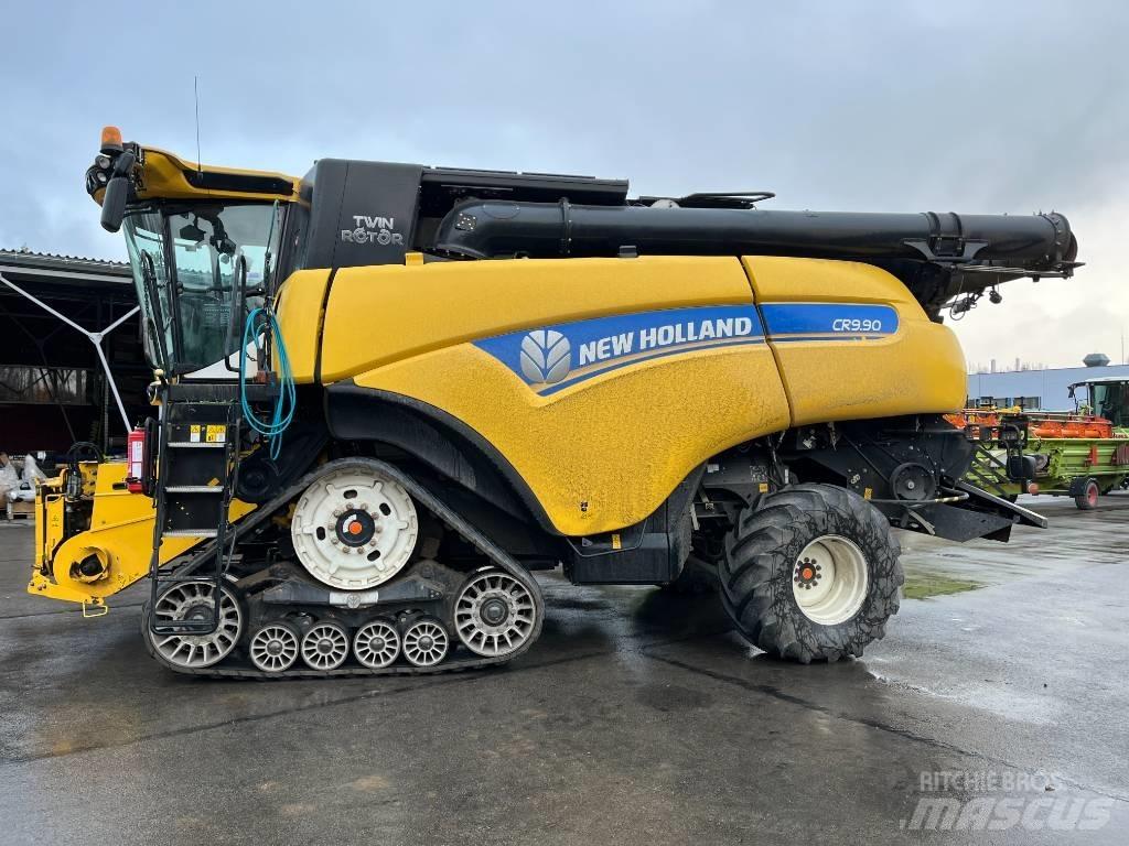 New Holland CR 9.90 Sklízecí mlátičky