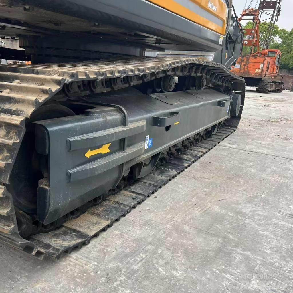 Hyundai R330LC Pásová rýpadla