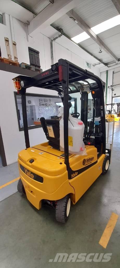 Yale ERP 18 VF LWB Akumulátorové vozíky