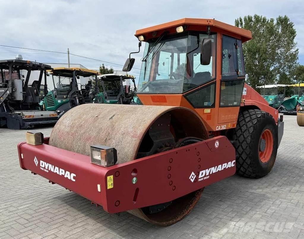 Dynapac CA 362 Tahačové válce