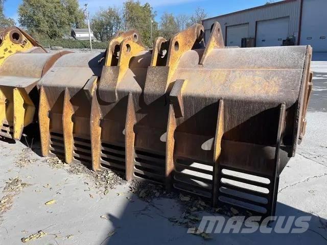 CAT 988 B Kolové nakladače