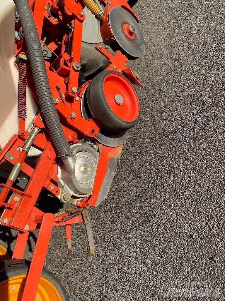 Kuhn Planter 2 Přesné secí stroje