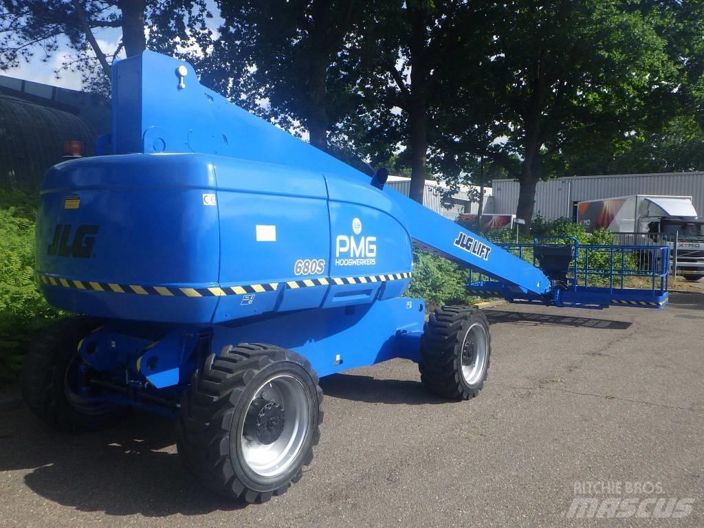 JLG 680S Teleskopické plošiny