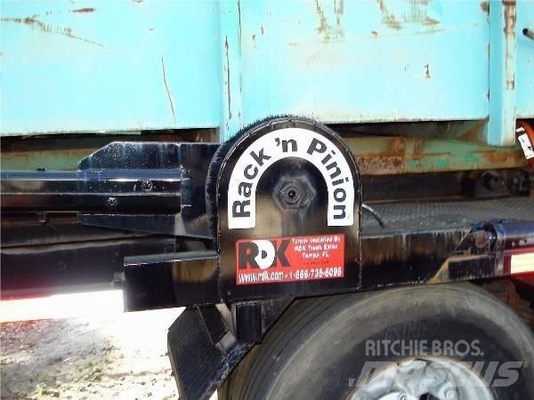 Mack RD 686 S Popelářské vozy