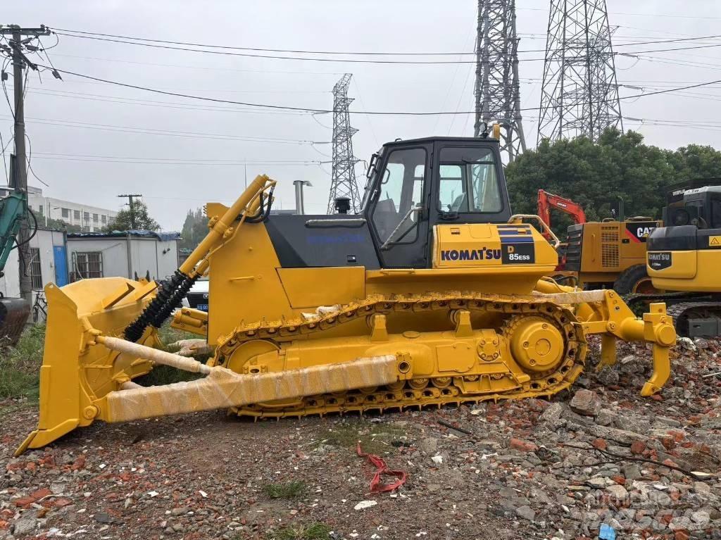 Komatsu D 85 E-12 Pásové dozery