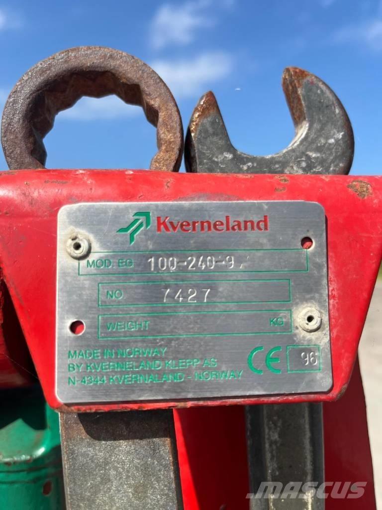 Kverneland EG85-240 Oboustranné pluhy