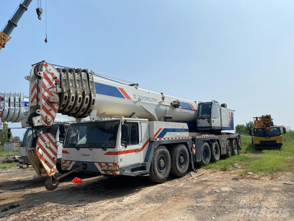 Zoomlion QAY220V Univerzální terénní jeřáby