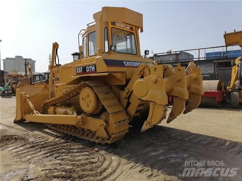 CAT D 7 H Pásové dozery